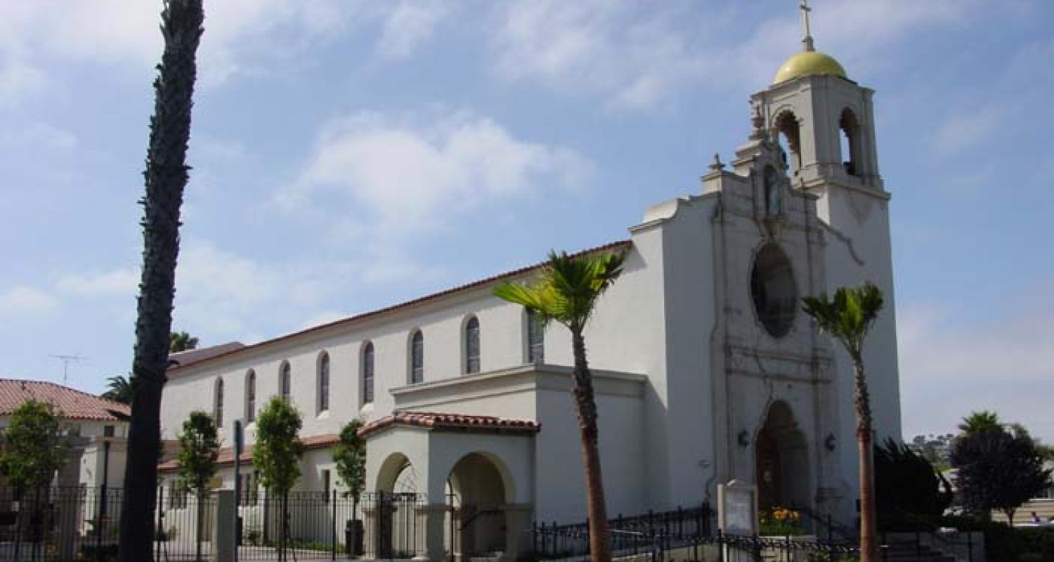 Sacred_Heart_Catholic_Church_01